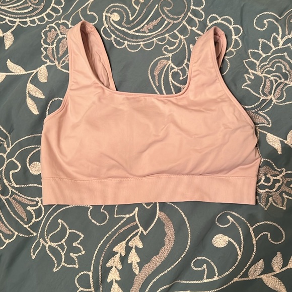 Set of 4 sports bras - Picture 6 of 9